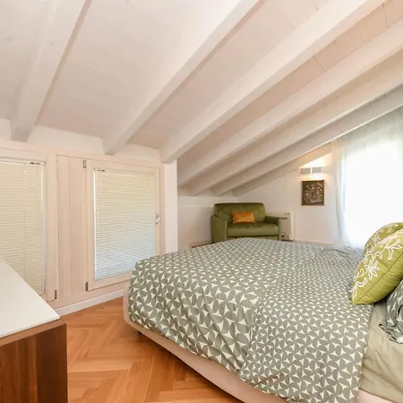 Caesar Sirmione E12 Apartman Colombare Di Sirmione